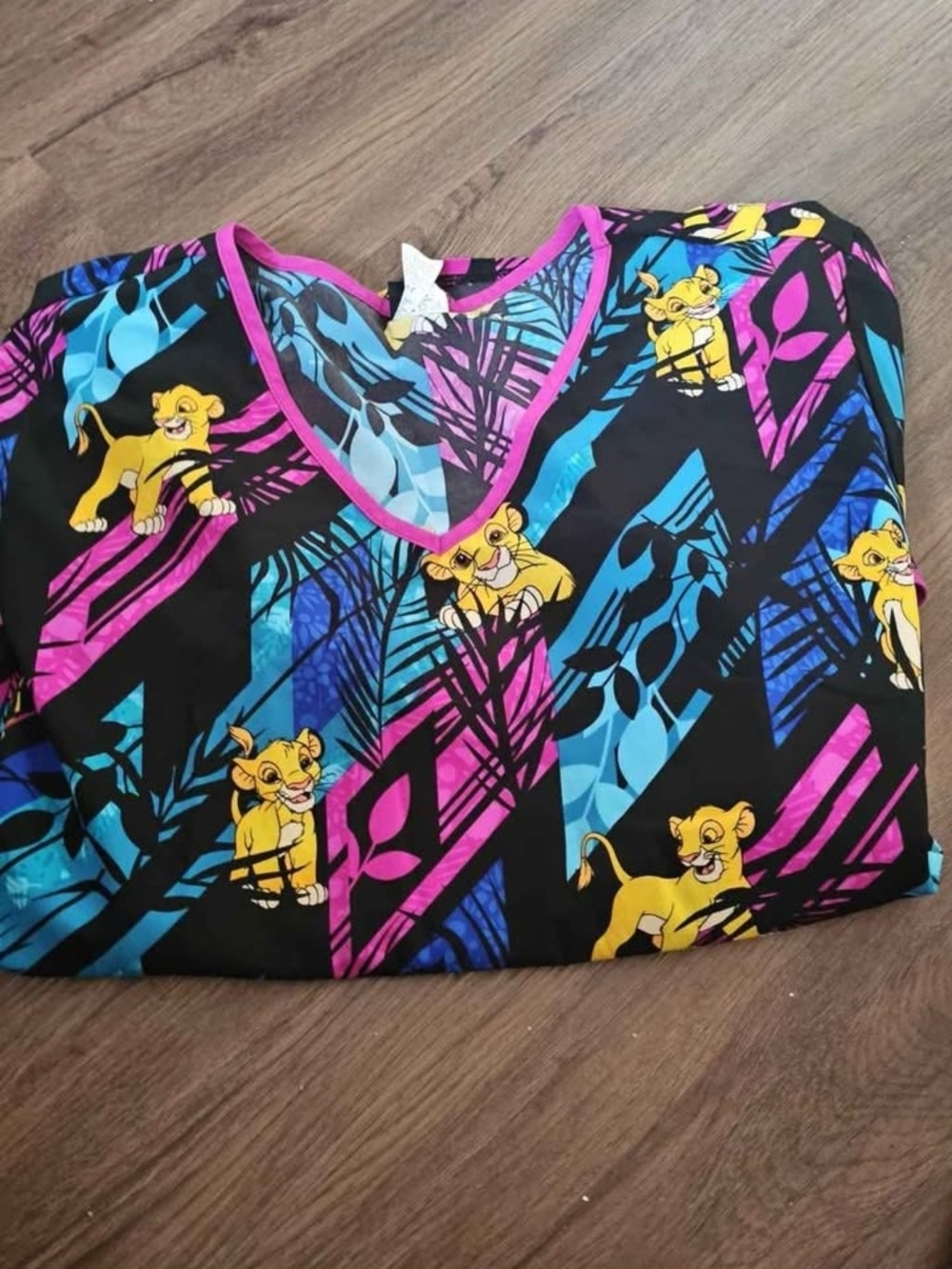 Womens  V-Neck Lion king  Print scrub Top in Pink & Blue